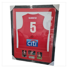 Load image into Gallery viewer, Isaac Heeney Signed and Framed Sydney Swans Jumper
